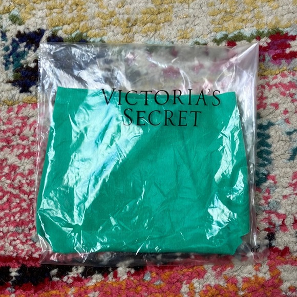 Victoria's Secret Intimates & Sleepwear New With Tags Victorias